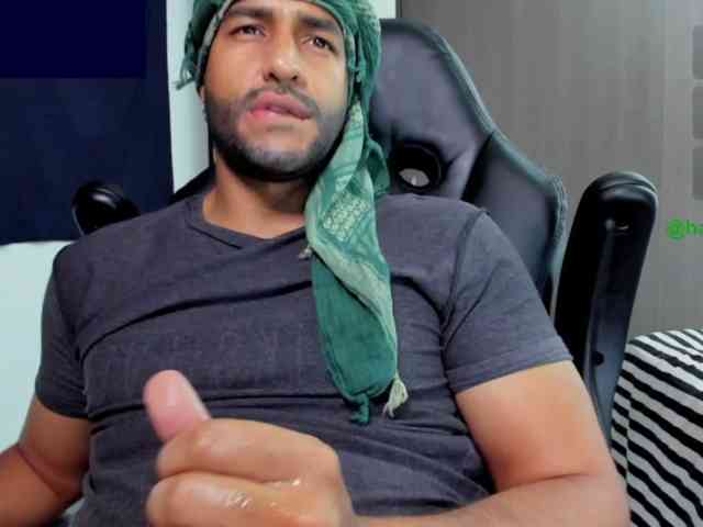 Handsoman11