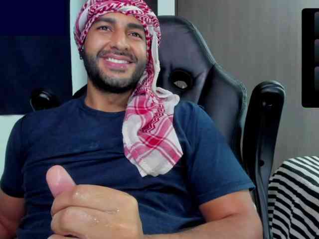 Handsoman11 Handsoman11