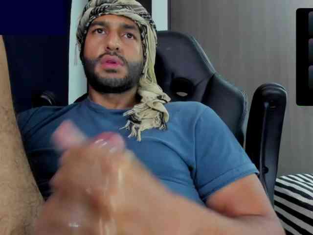 Handsoman11 Sex Cam Show