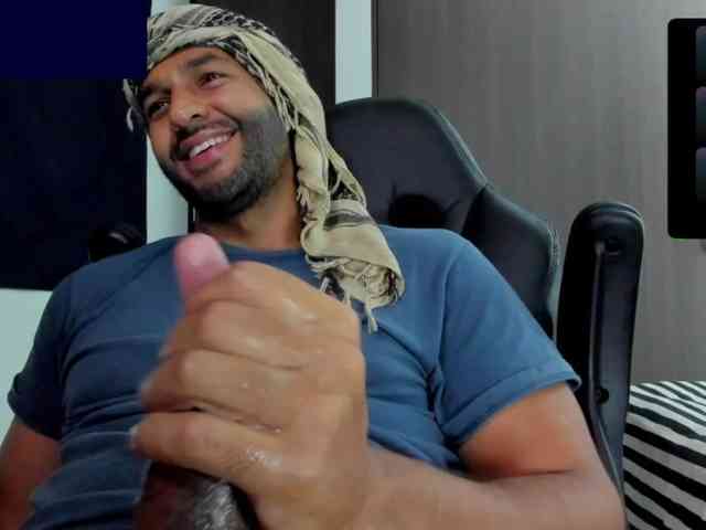 Handsoman11 Sex Cam Show