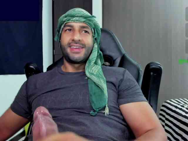 Handsoman11