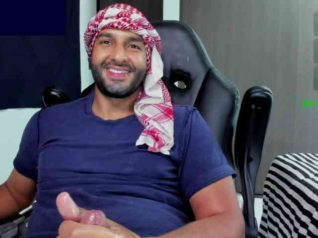 Handsoman11