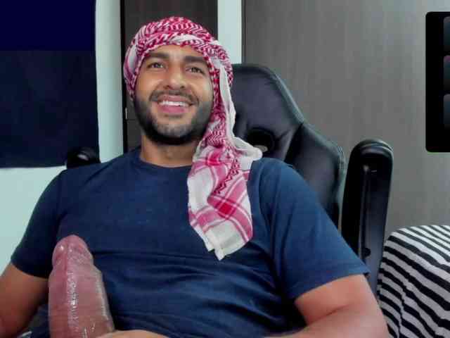 Handsoman11 Sex Cam Show