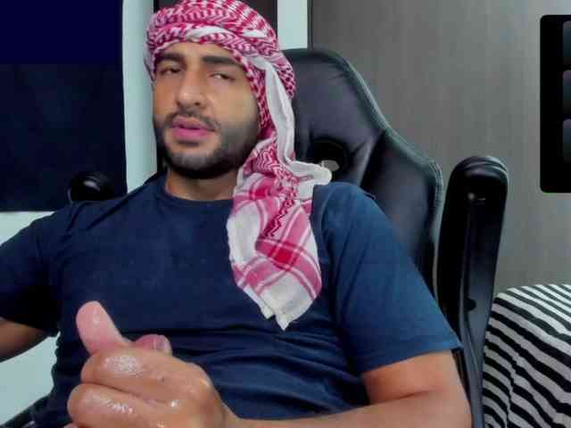 Handsoman11 Sex Cam Show