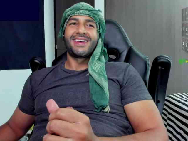 Handsoman11