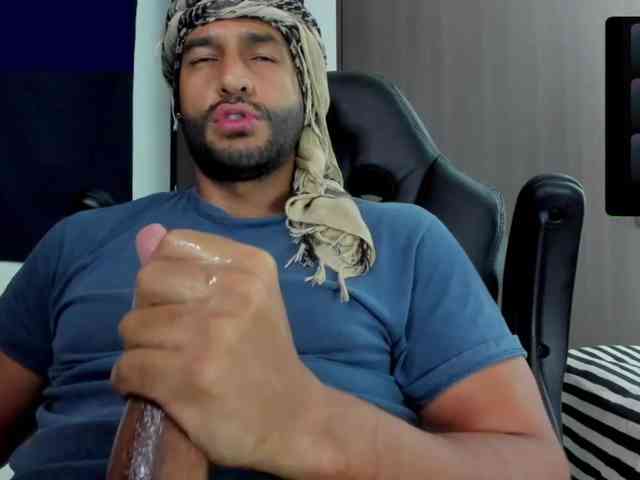 Handsoman11