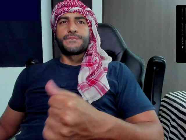 Handsoman11 Sex Cam Show