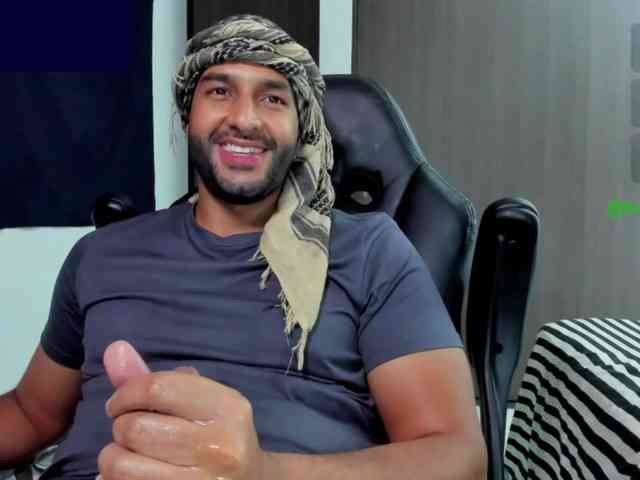 Handsoman11
