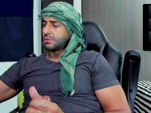Handsoman11