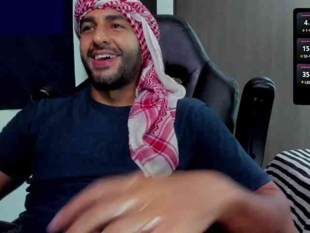 Handsoman11 Sex Cam Show