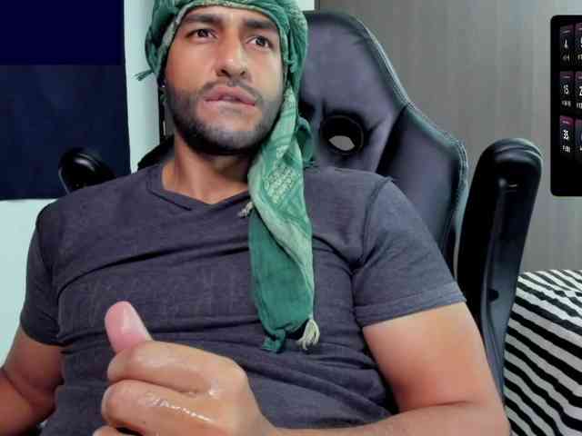 Handsoman11 Handsoman11