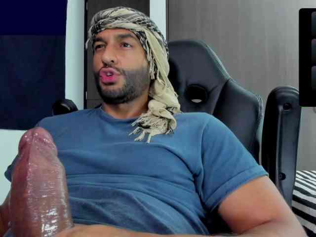 Handsoman11 Sex Cam Show