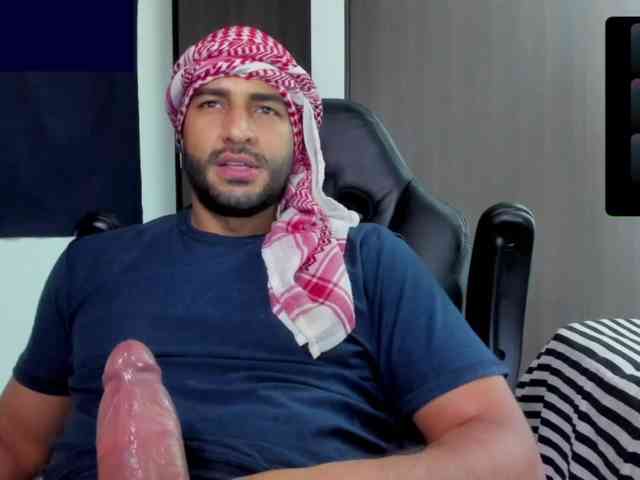 Handsoman11 Sex Cam Show