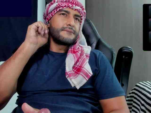 Handsoman11
