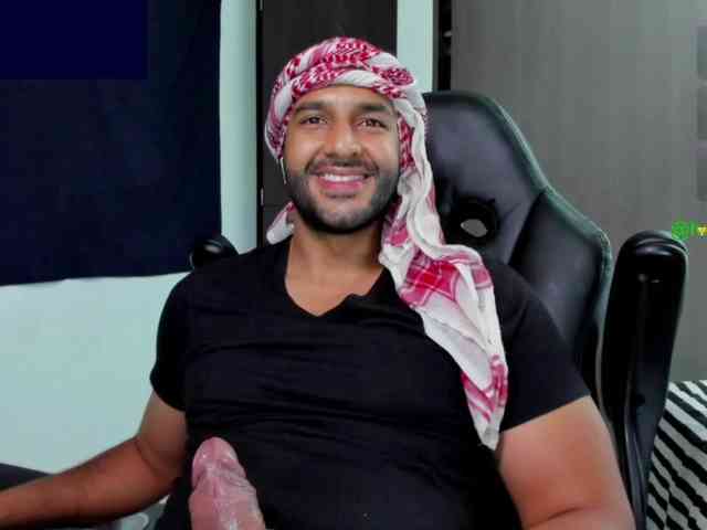 Handsoman11