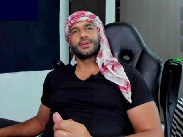 Handsoman11