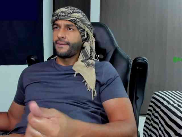 Handsoman11 Handsoman11