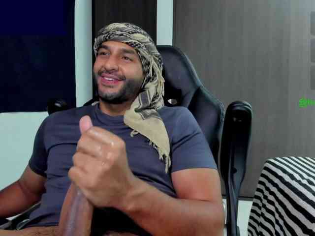 Handsoman11
