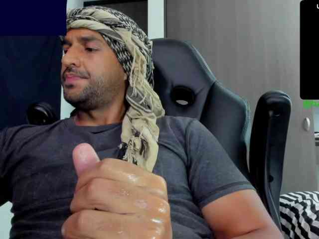 Handsoman11