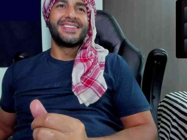 Handsoman11 Handsoman11