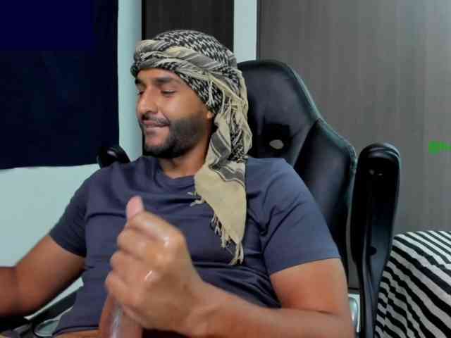 Handsoman11