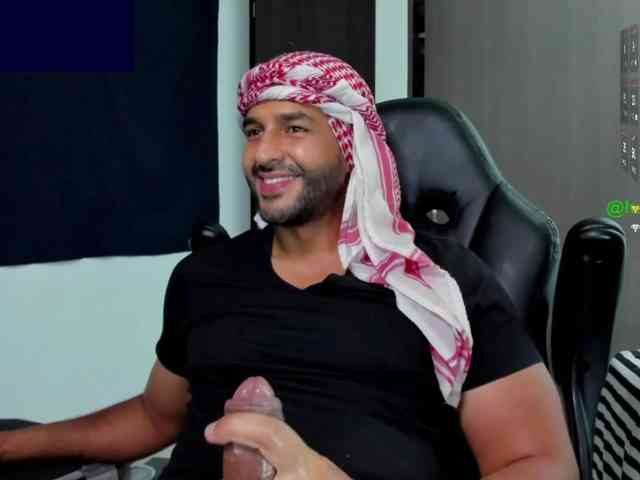 Handsoman11