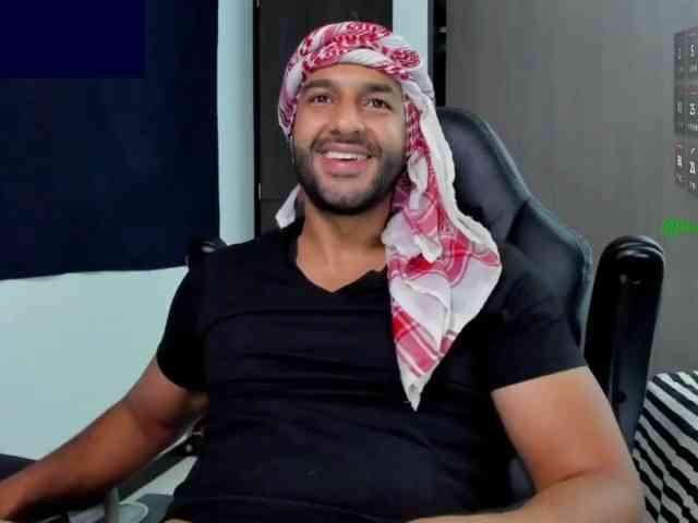 Handsoman11 Handsoman11