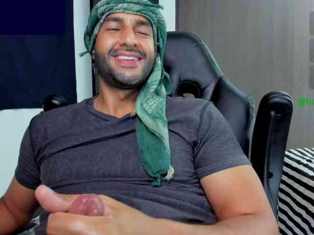 Handsoman11
