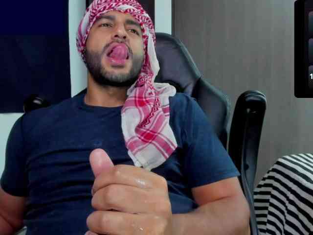 Handsoman11 Handsoman11