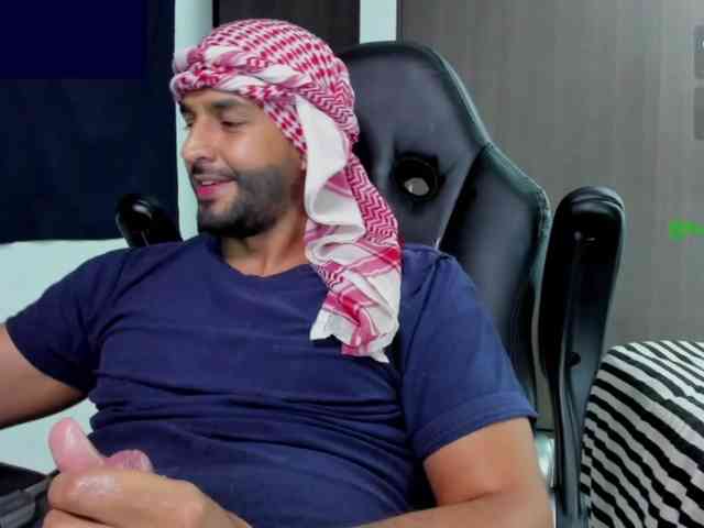 Handsoman11