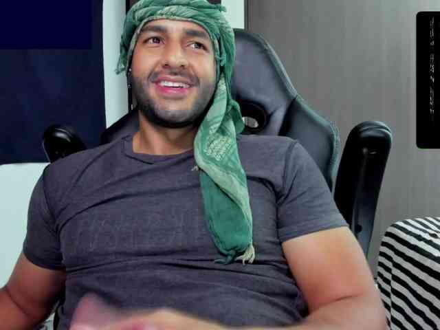 Handsoman11 Sex Cam Show