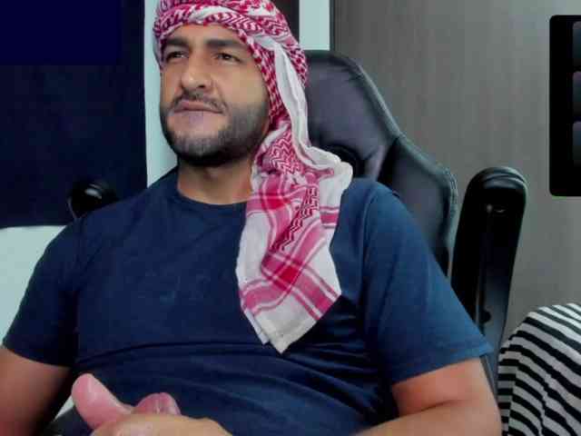 Handsoman11 Handsoman11