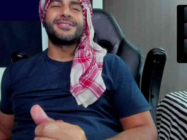 Handsoman11 Handsoman11