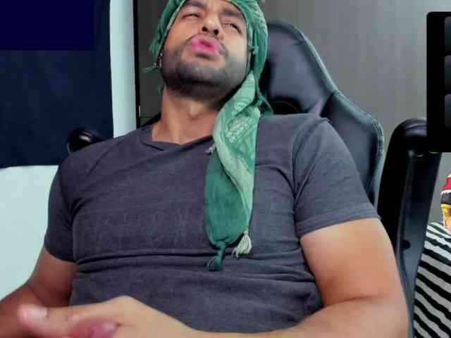 Handsoman11