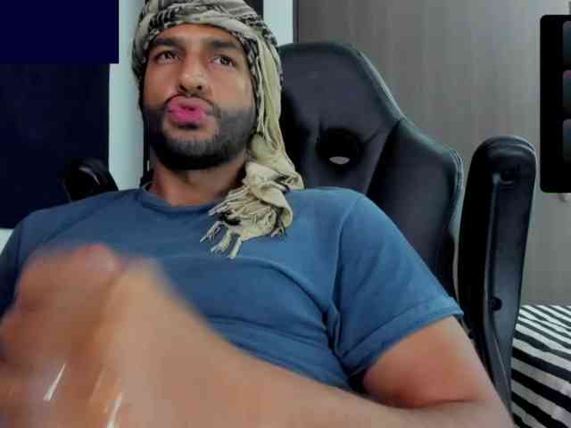 Handsoman11 Sex Cam Show