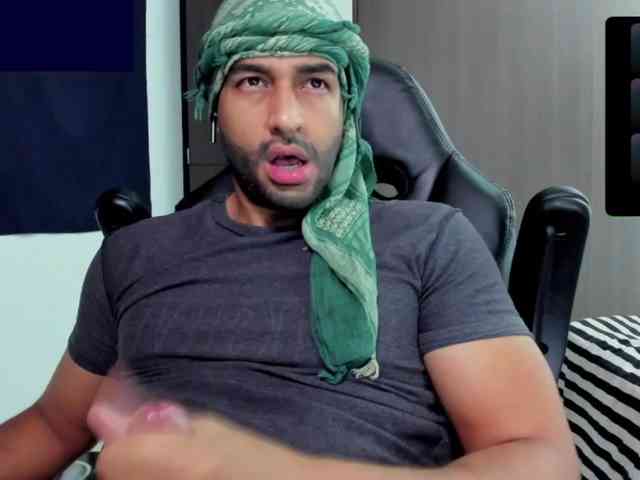 Handsoman11 Sex Cam Show