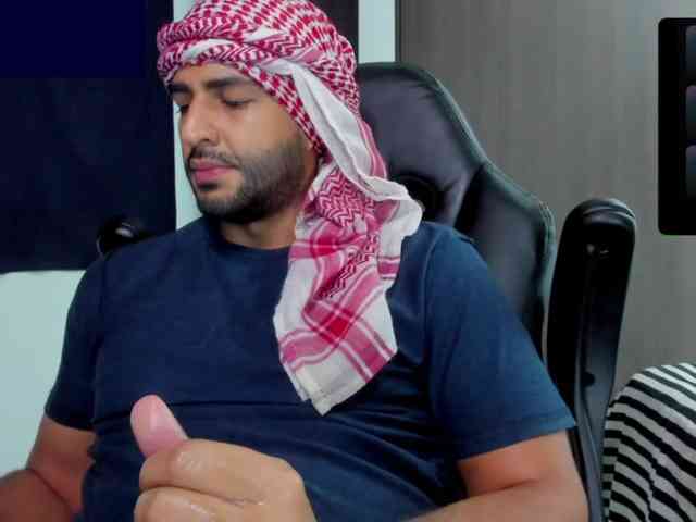 Handsoman11 Handsoman11