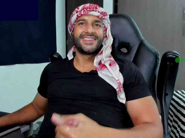Handsoman11 Handsoman11