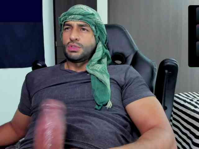 Handsoman11 Sex Cam Show