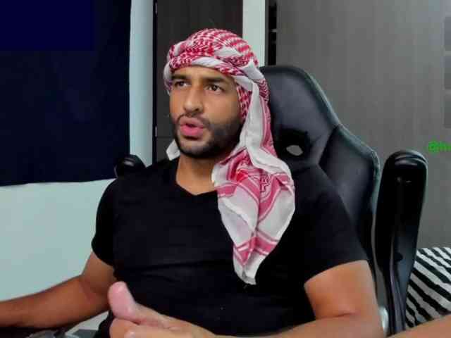 Handsoman11 Handsoman11