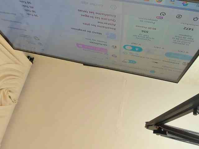 saritaloven Live Webcam on BongaCams