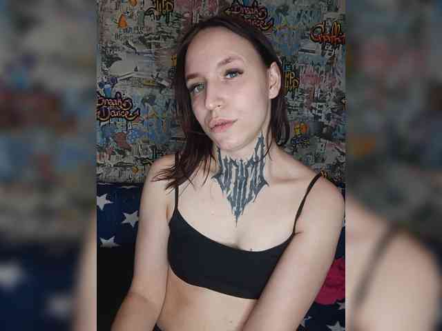 webcam model TearPrincess