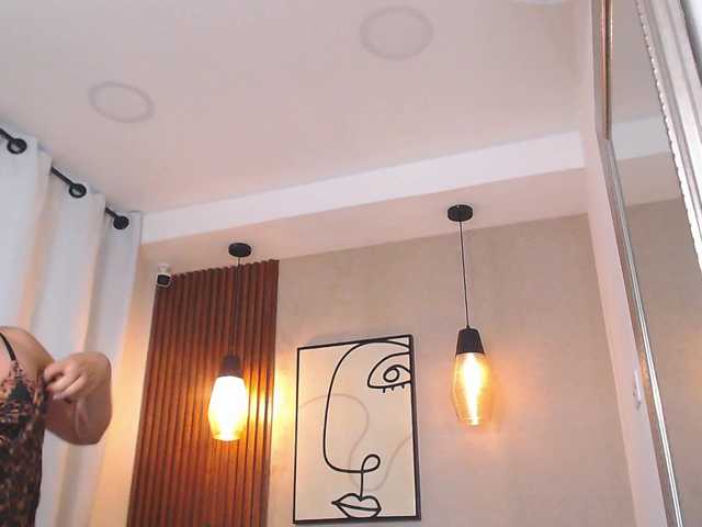 Lia-Mar's BongaCams show and profile