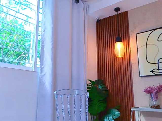 Lia-Mar live cam on BongaCams