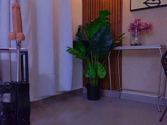 Lia-Mar live cam on BongaCams