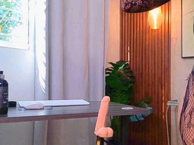 Lia-Mar live cam on BongaCams