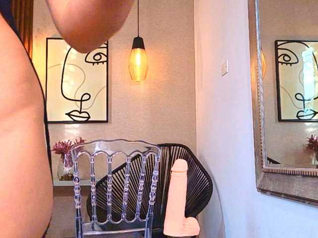Lia-Mar live cam on BongaCams