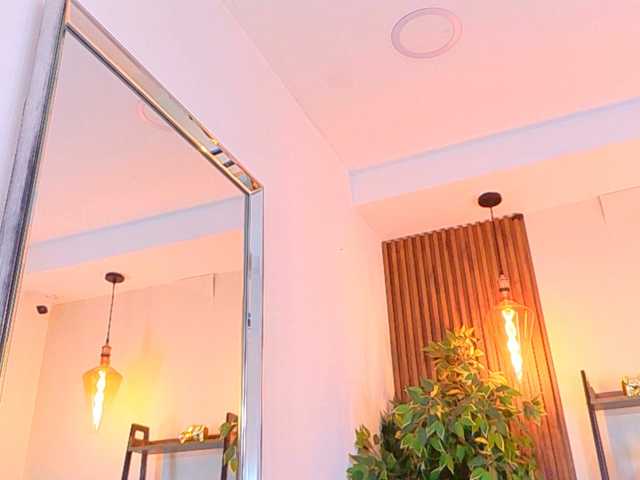 Lia-Mar live cam on BongaCams