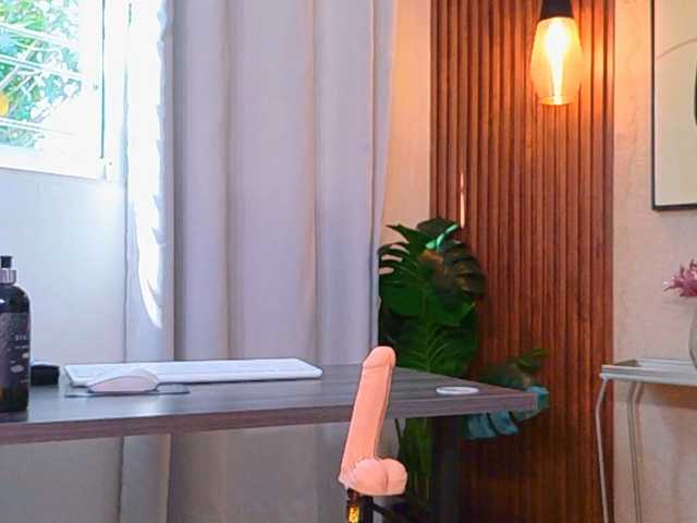 Lia-Mar live cam on BongaCams