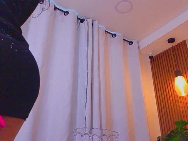 Lia-Mar live cam on BongaCams